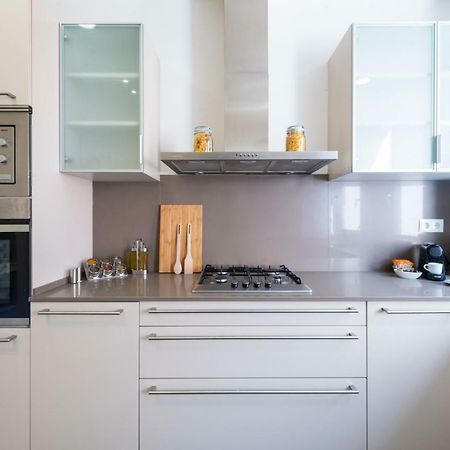 Petit Luxe Tobella Esquerra Apartment Тераса Екстериор снимка